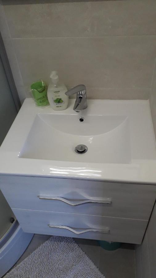 Apartment Iva โรวีน ภายนอก รูปภาพ
